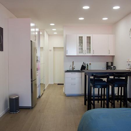 Studio Apartment In The Heart Of Riga Old Town ภายนอก รูปภาพ