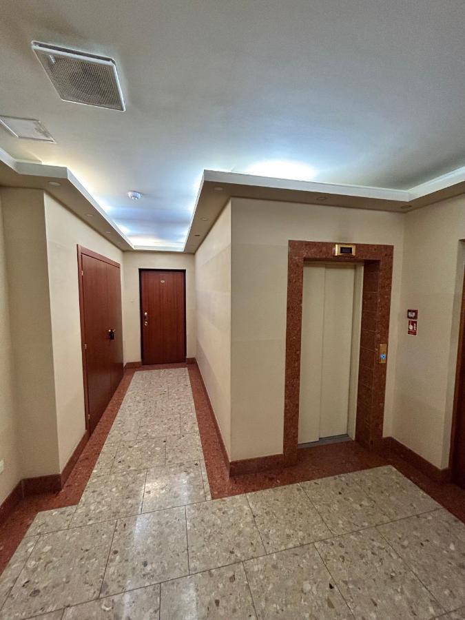 Studio Apartment In The Heart Of Riga Old Town ภายนอก รูปภาพ